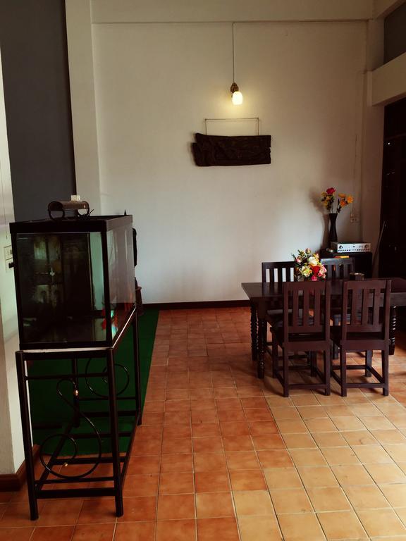 J-Safe Guesthouse Sukhothai Esterno foto